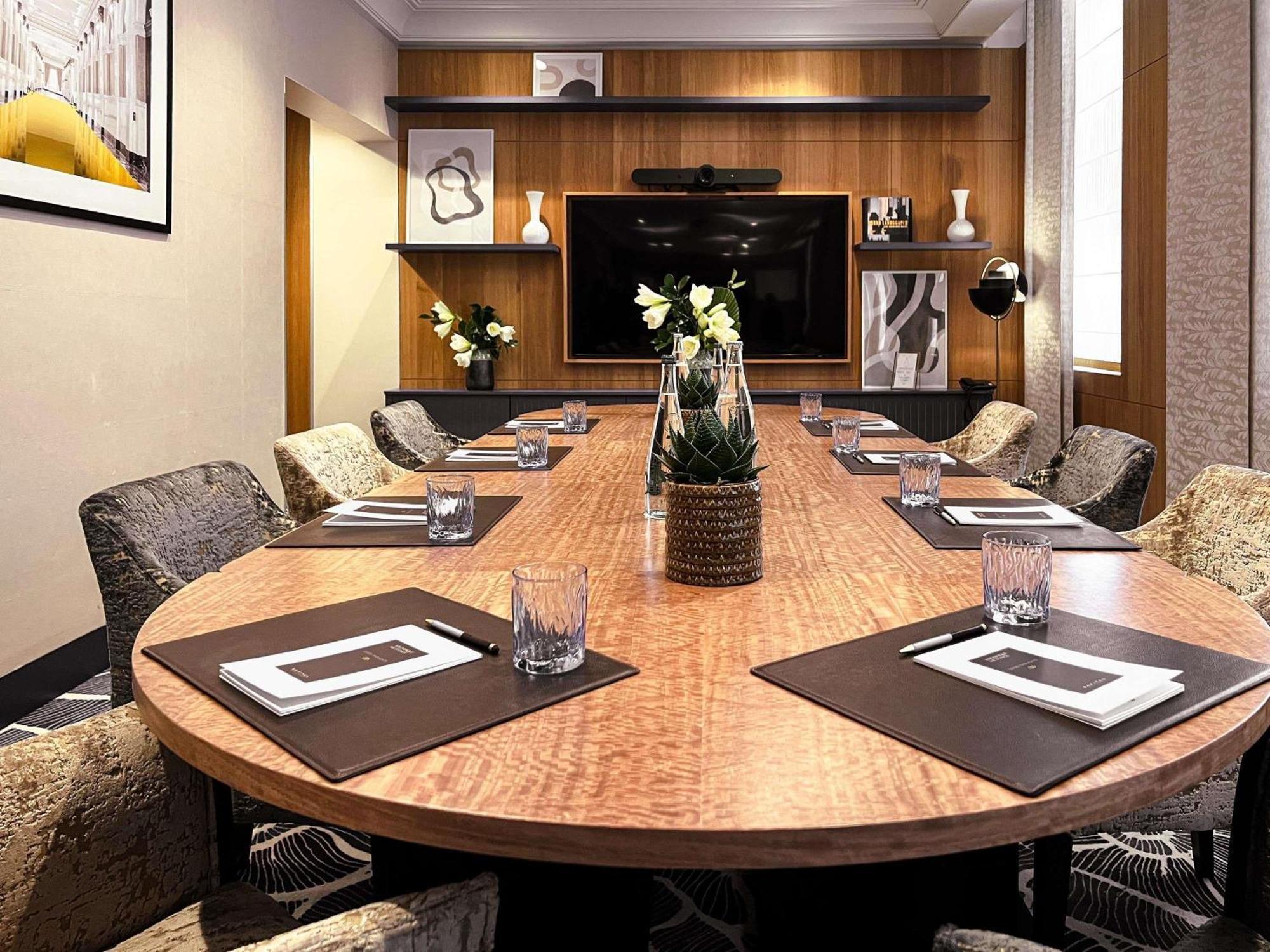 Hotel Sofitel Le Faubourg 5*